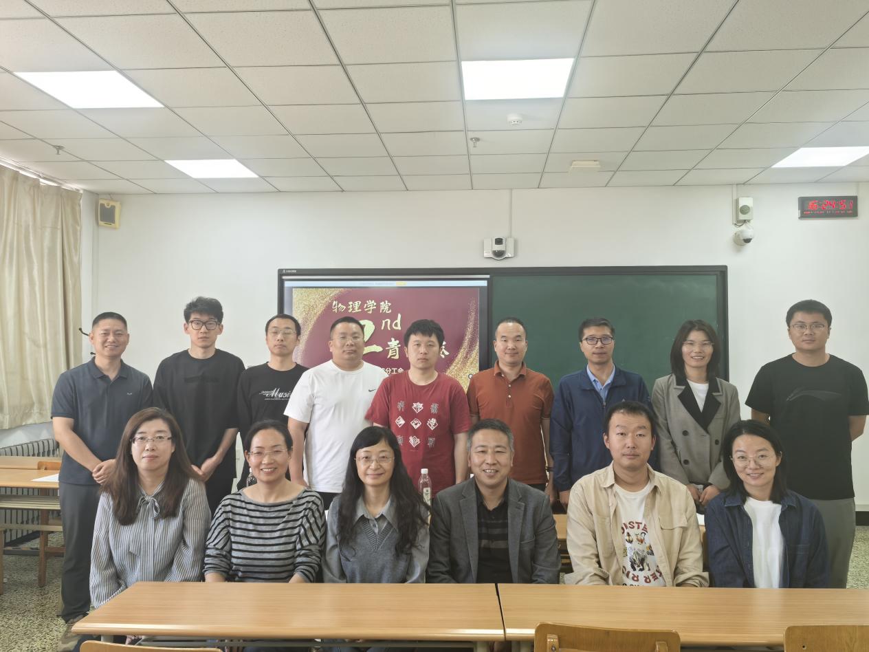 介绍了pc加拿大2.8预算预测与马德