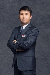 含弘致远