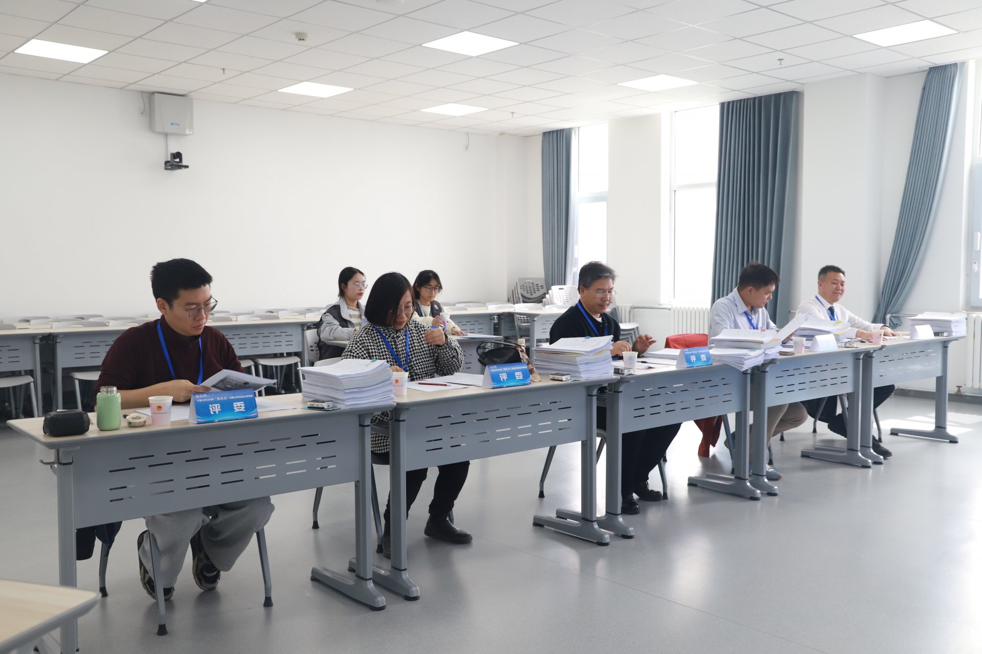 4月22pc加拿大预算预测与巴塞罗那
